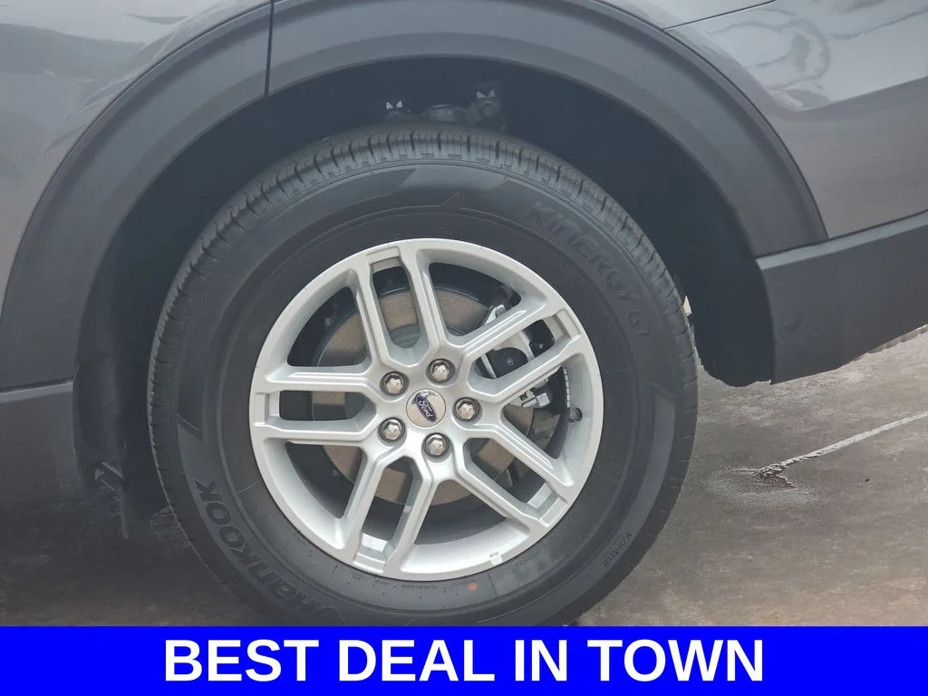 New 2026 Carbonized Gray Metallic Ford Active image 40