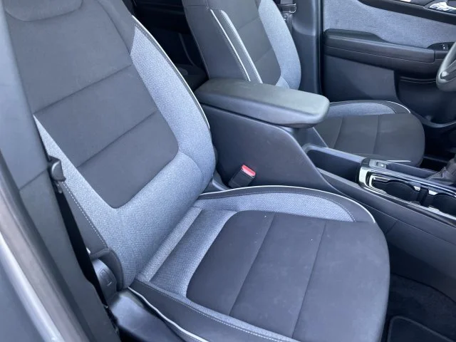 Used 2025 Gray Chevrolet LT image 25