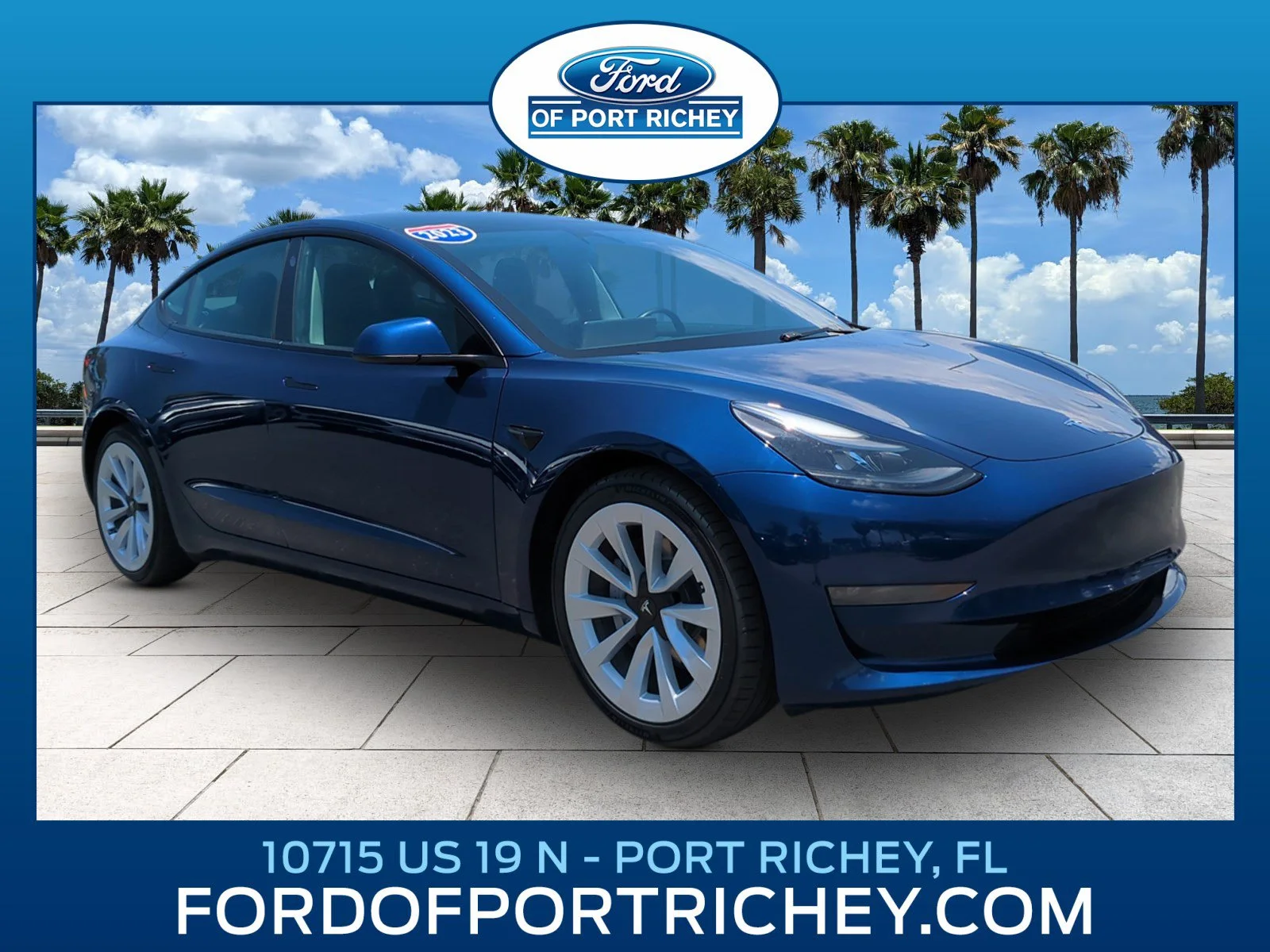 Used 2023 Deep Blue Metallic Tesla  image 1