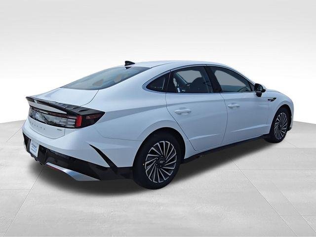 2025 Hyundai Sonata Hybrid SEL - Photo 8