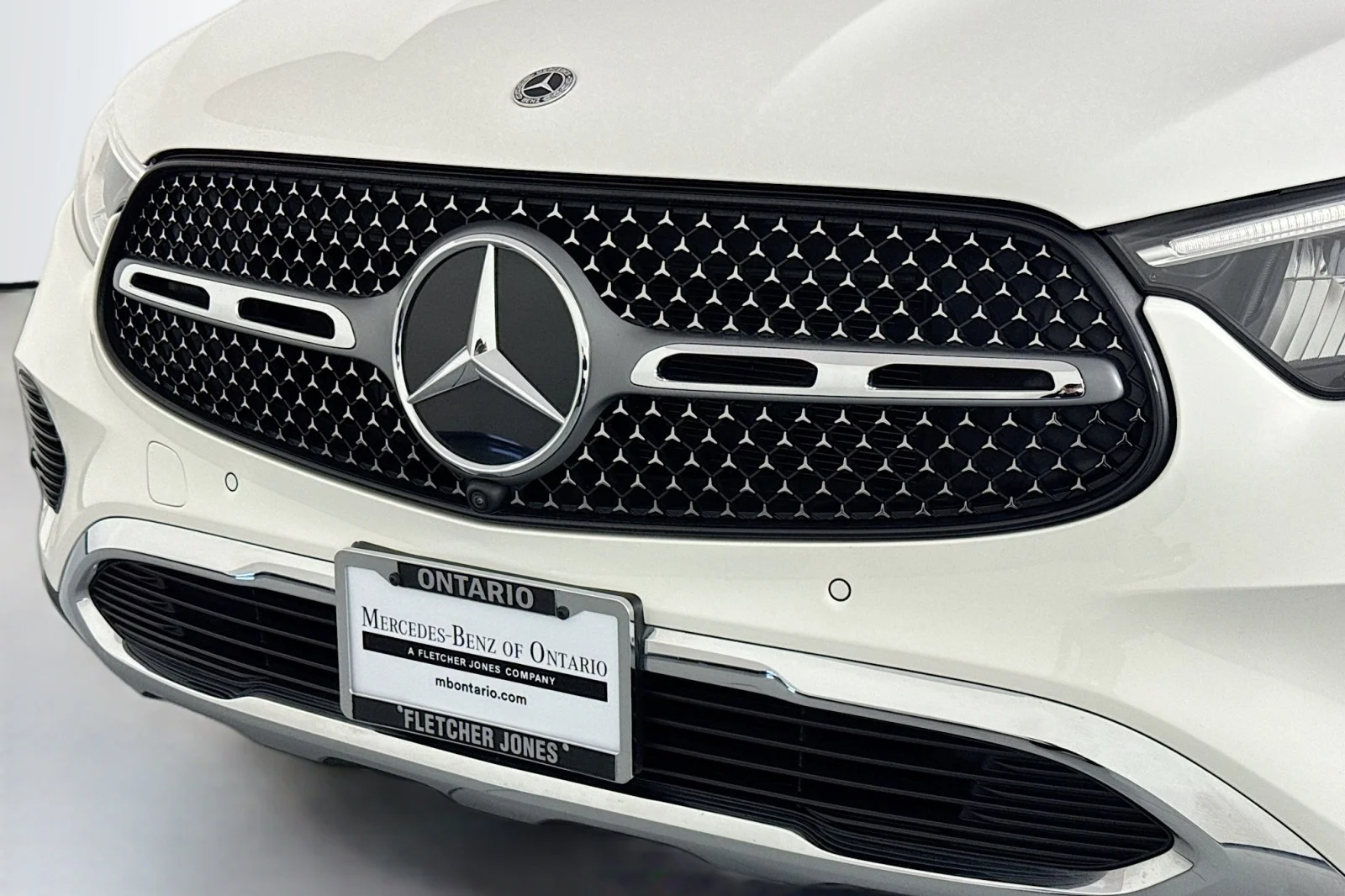 Certified Used 2025 Polar White Mercedes-Benz 300 image 14