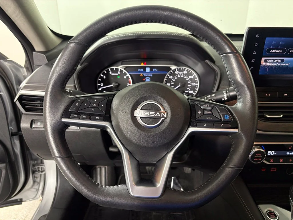 Used 2024 Silver Nissan 2.5 SL image 15