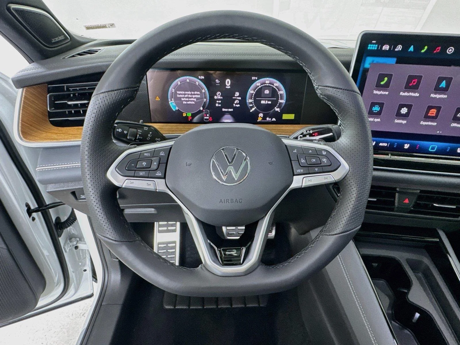 New 2026 Opal White Pearl Volkswagen SEL R-Line Turbo image 11