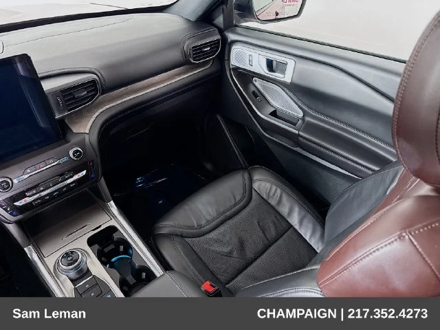 Used 2020 Red Ford Platinum image 25