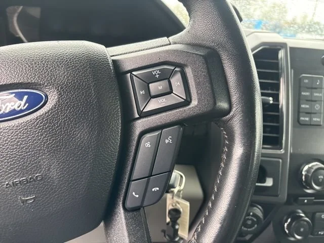 Used 2017 Oxford White Ford XLT image 24