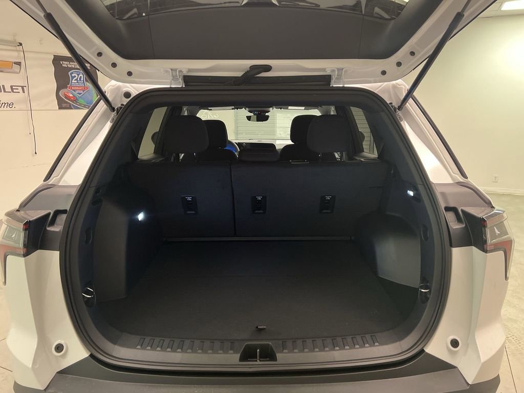 2026 Chevrolet Equinox LT - Photo 23