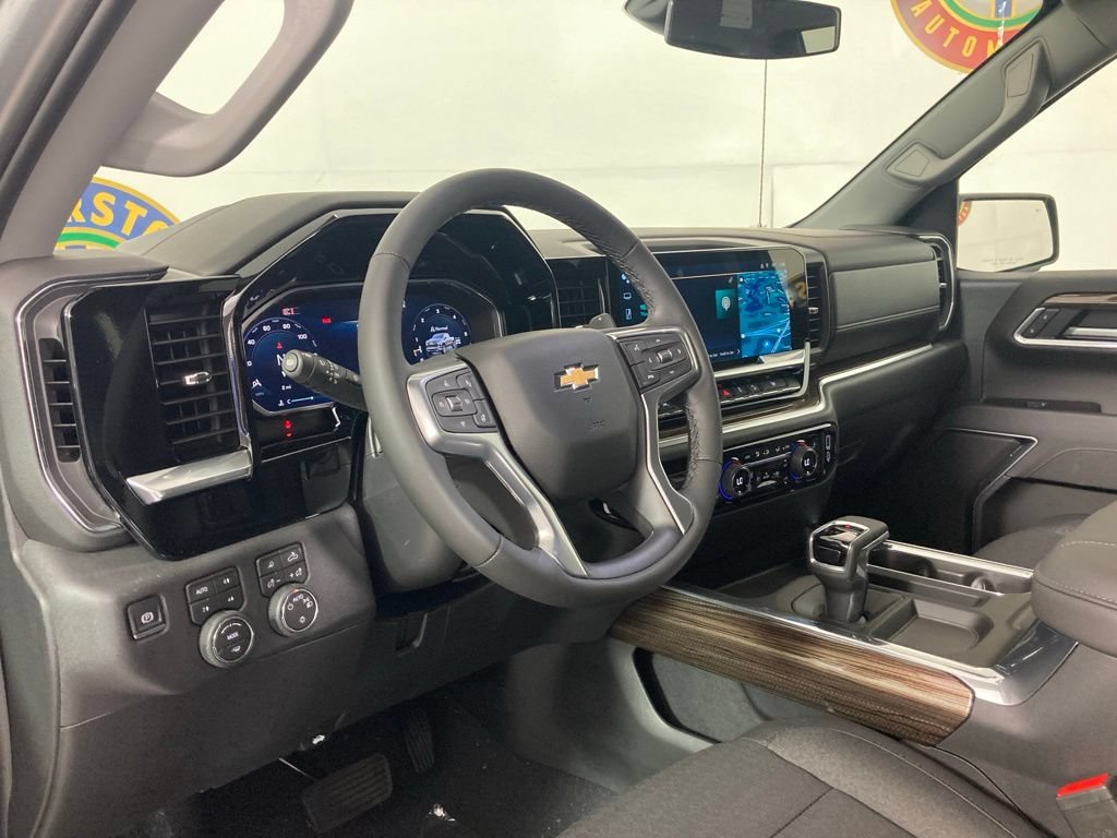 2026 Chevrolet Silverado 1500 LT - Photo 12