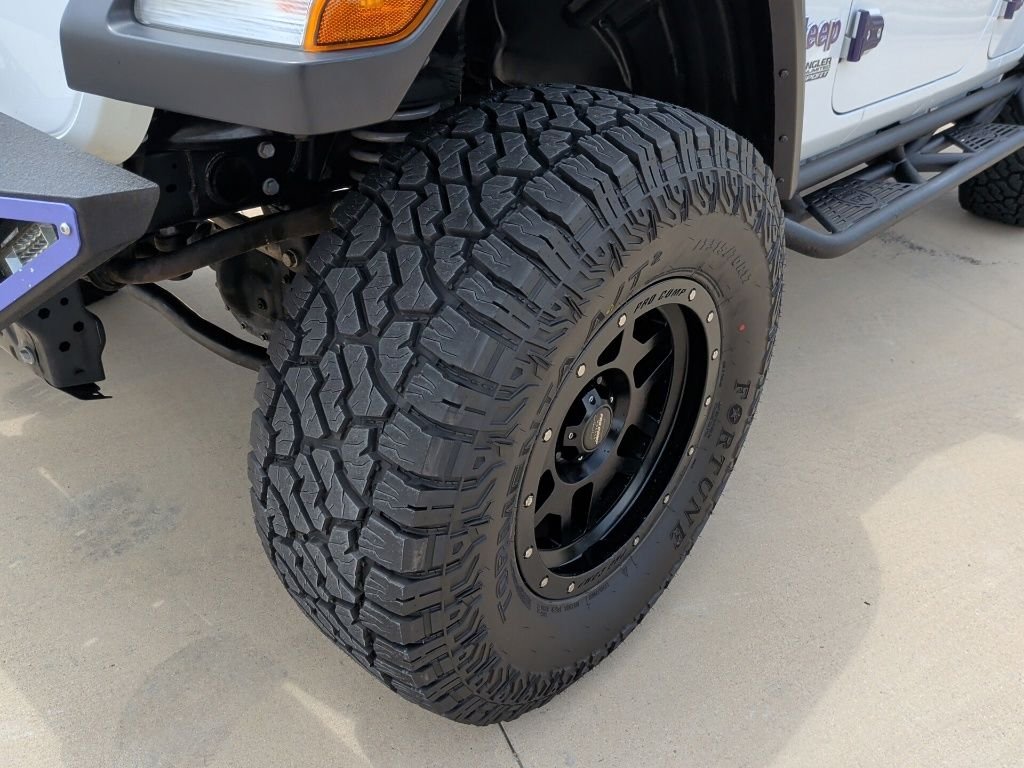 Used 2020 White Jeep Unlimited Sport S image 43