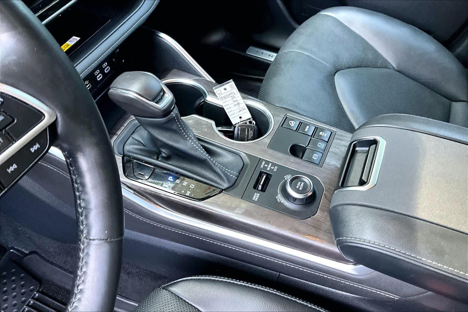 Used 2023 Wind Chill Pearl Toyota Limited image 16