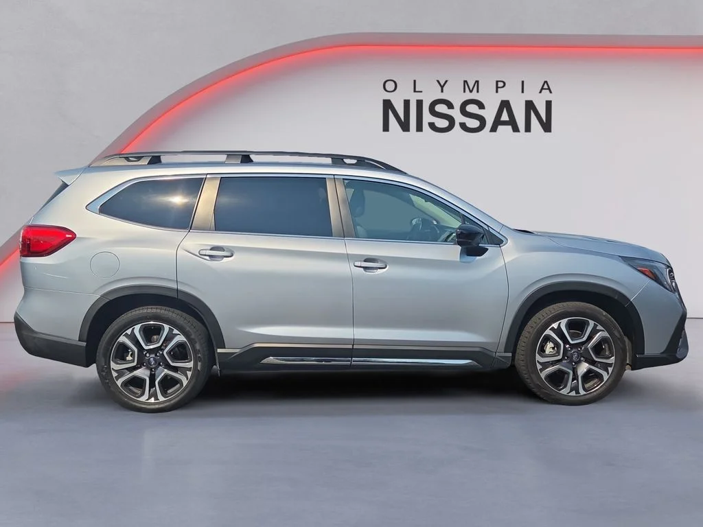 Used 2024 Silver Subaru Limited image 7