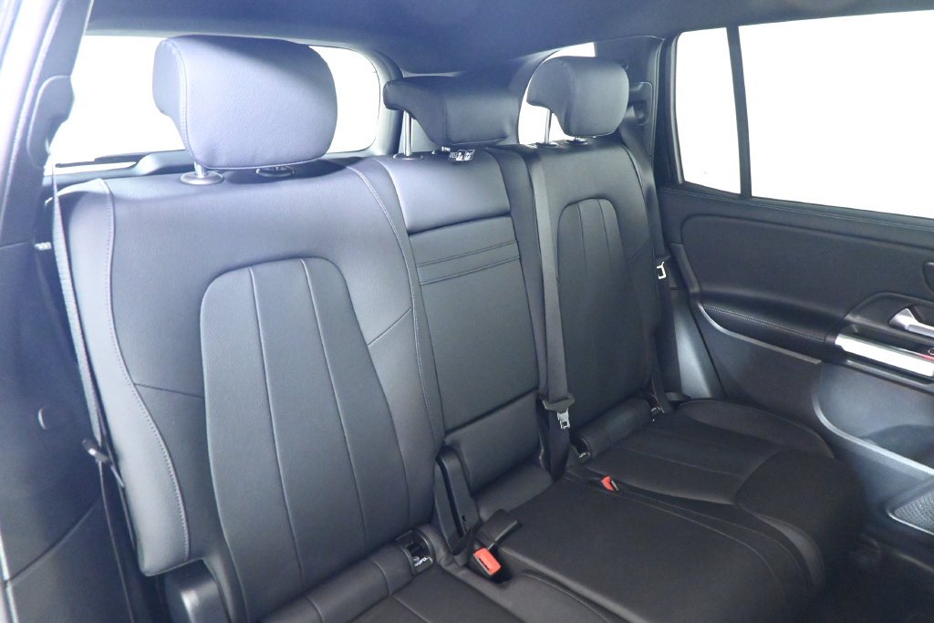 New 2026 Cosmos Black Metallic Mercedes-Benz GLB 250 image 33