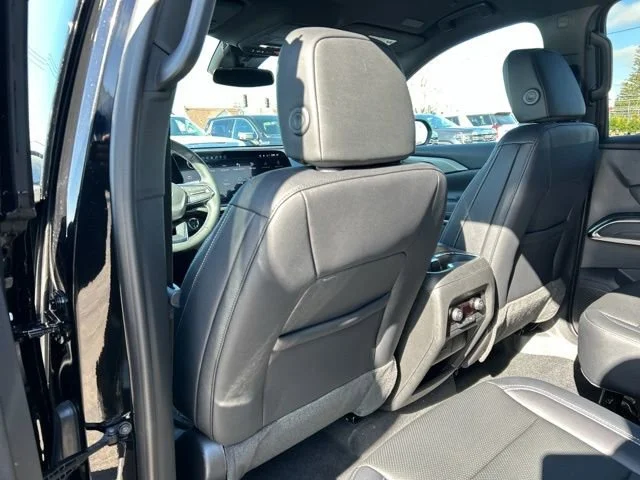 New 2026 Mosaic Black Metallic Chevrolet LT image 17