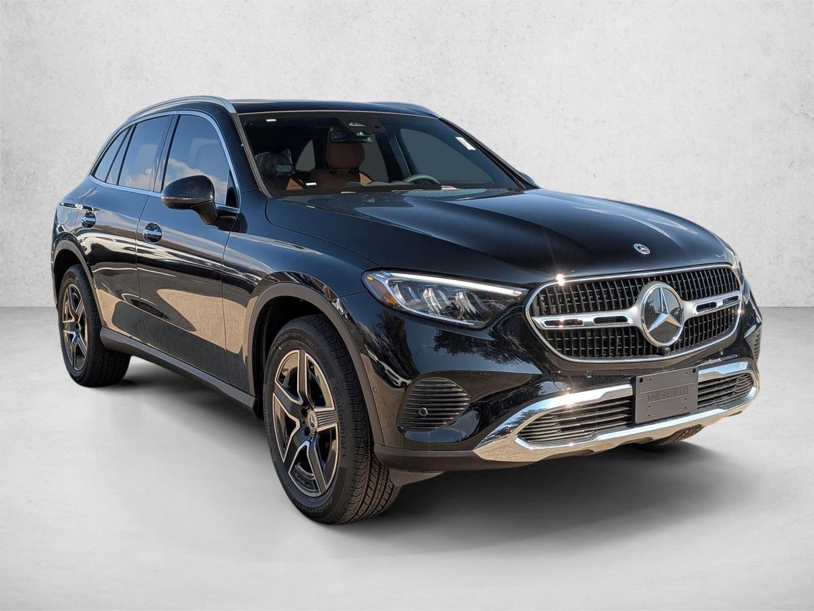 New 2026 Black Mercedes-Benz GLC300 image 7