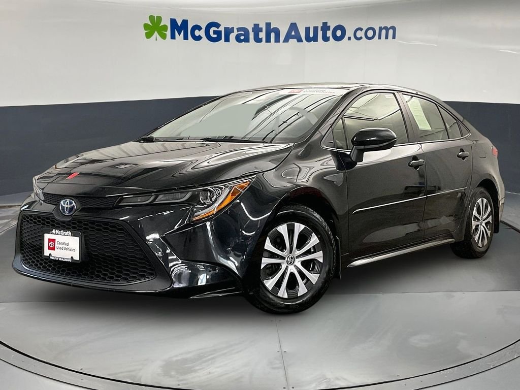 Used 2022 Black Toyota LE image 2