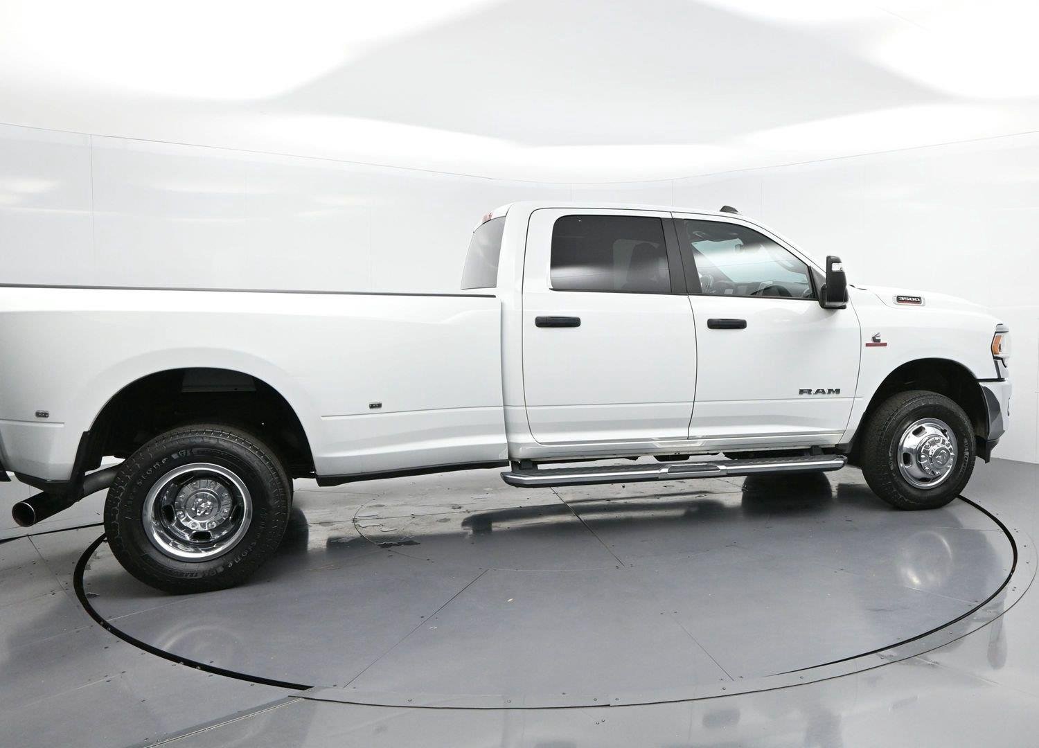 Used 2024 Bright White Clearcoat Ram Big Horn image 8