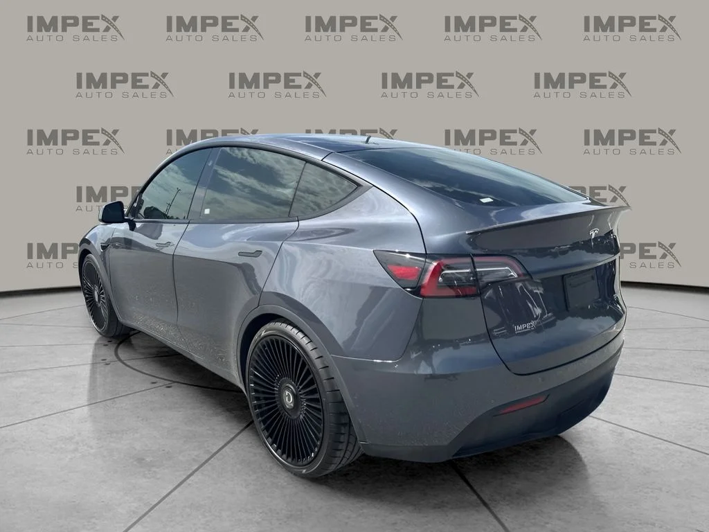 Used 2022 Gray Tesla Performance image 2