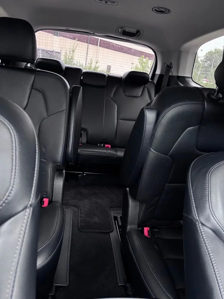 Used 2023 White Kia EX image 35