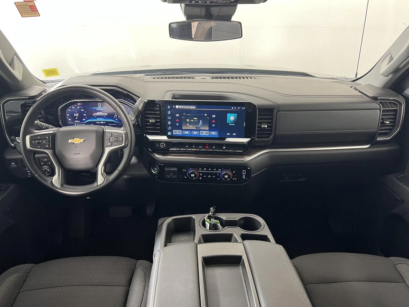 Used 2025 Sterling Gray Metallic Chevrolet LT (2FL) image 20