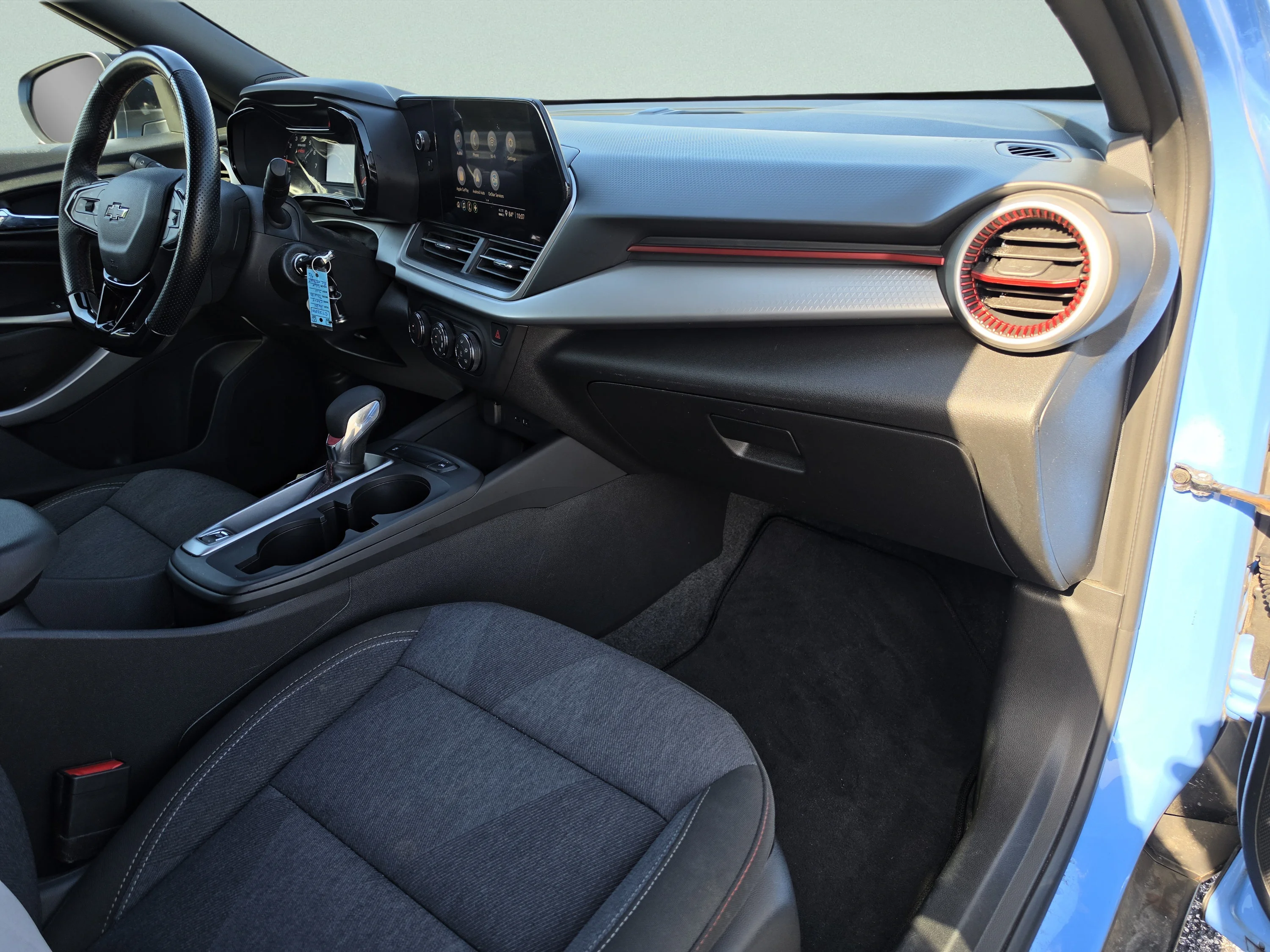 Used 2024 Fountain Blue Chevrolet 1RS image 17