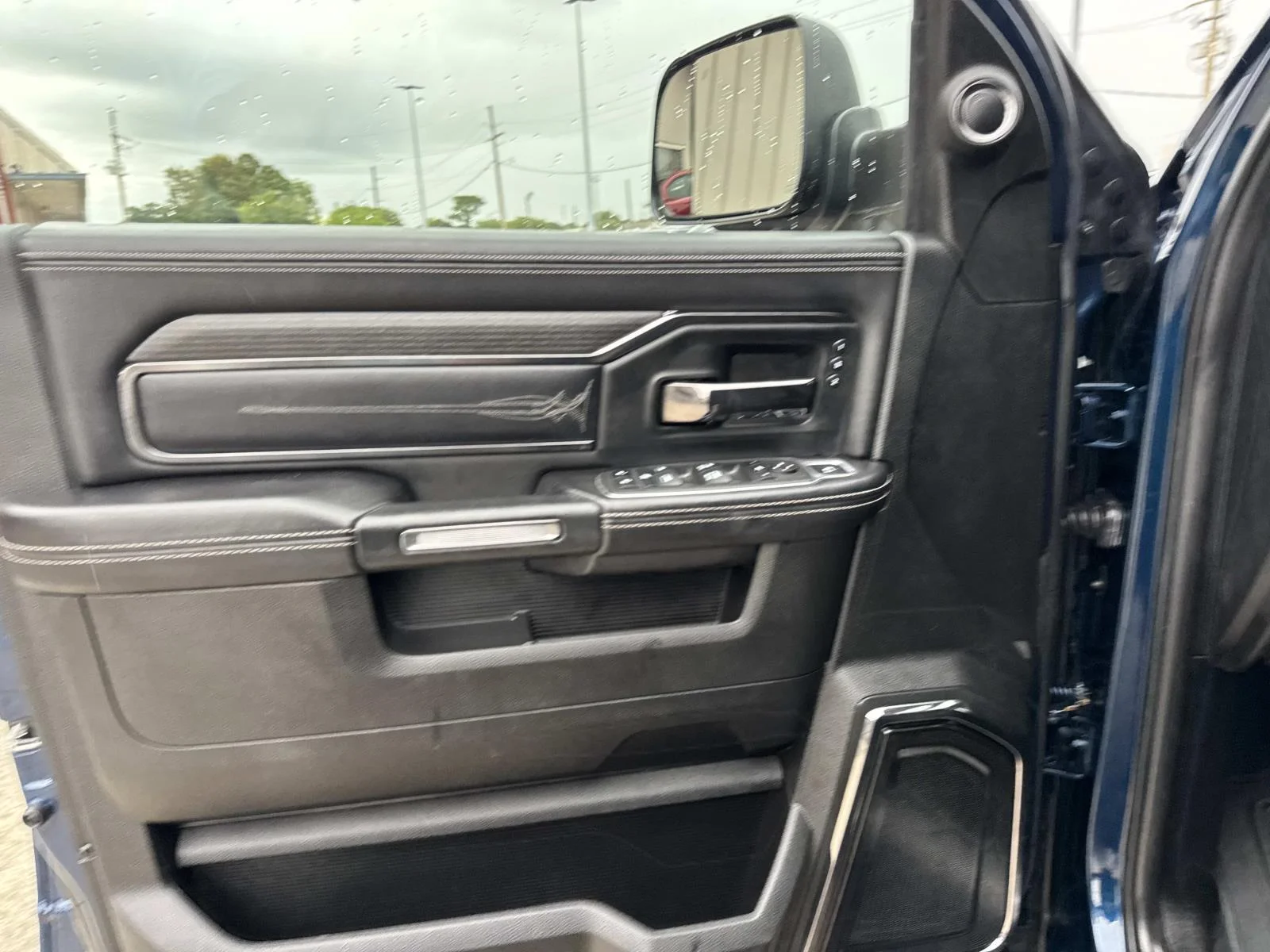Used 2022 Patriot Blue Pearlcoat Ram Limited image 18