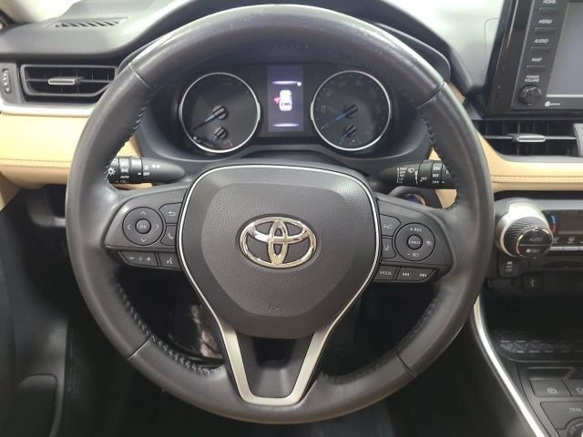 Certified Used 2022 Blizzard Pearl Toyota Hybrid XLE Premium image 26