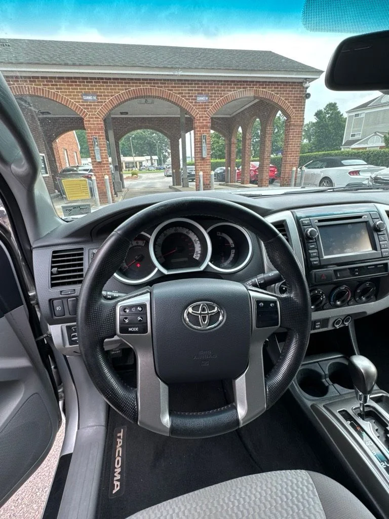 Used 2013 Silver Toyota Base image 13