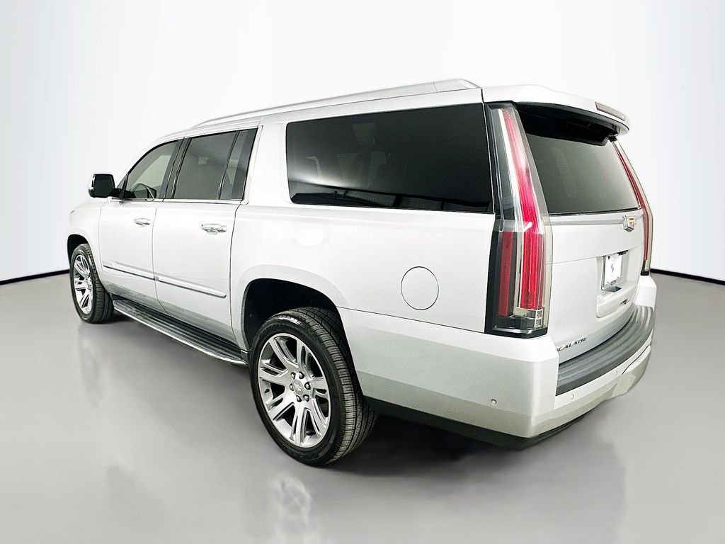 Used 2017 Radiant Silver Metallic Cadillac Luxury image 7