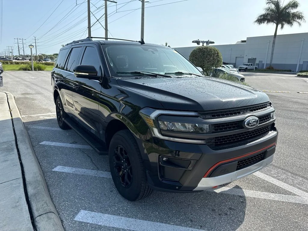 Used 2022 Black Metallic Ford Timberline image 7
