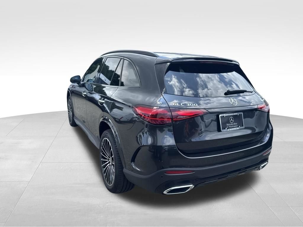 Used 2026 Gray Mercedes-Benz GLC 300 image 3