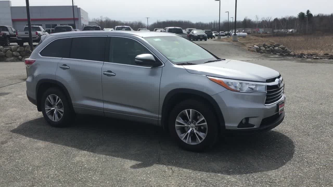 Used 2015 Toyota Highlander XLE with VIN 5TDJKRFH2FS203218 for sale in Waterville, ME