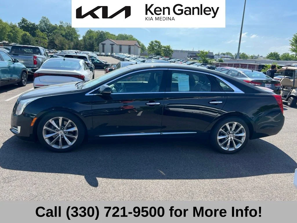 Used 2013 Black Cadillac Luxury image 8