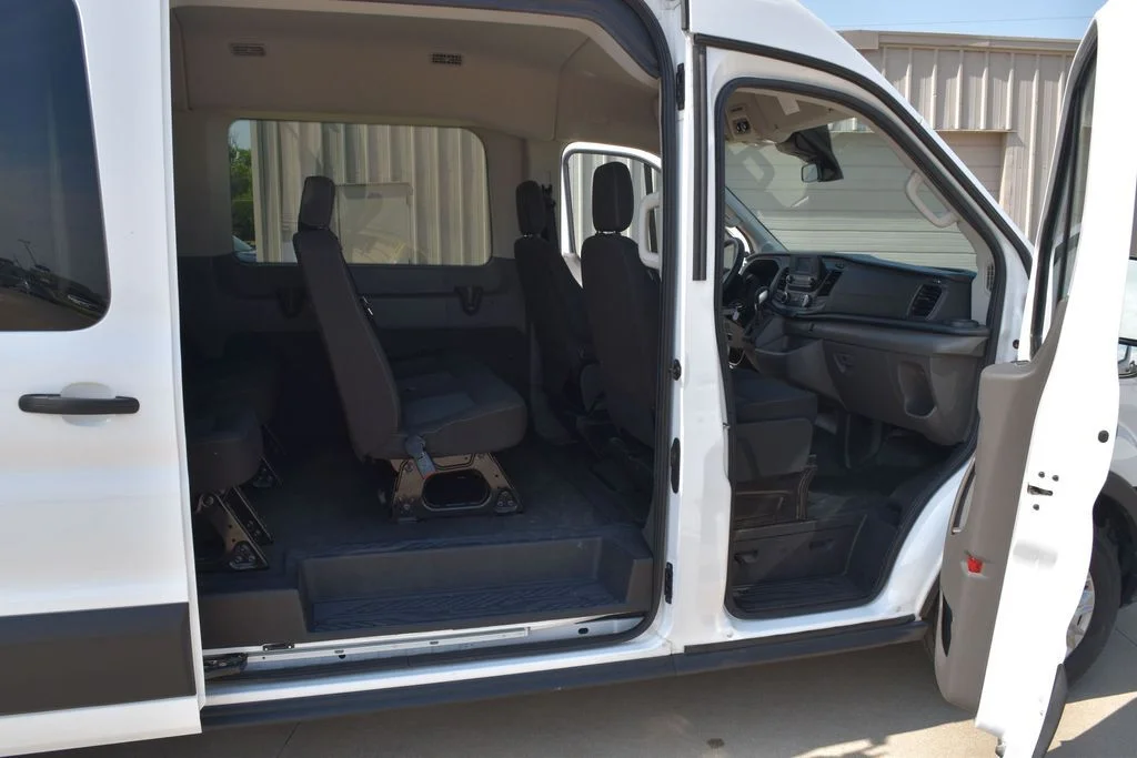 Used 2023 White Ford XL image 23