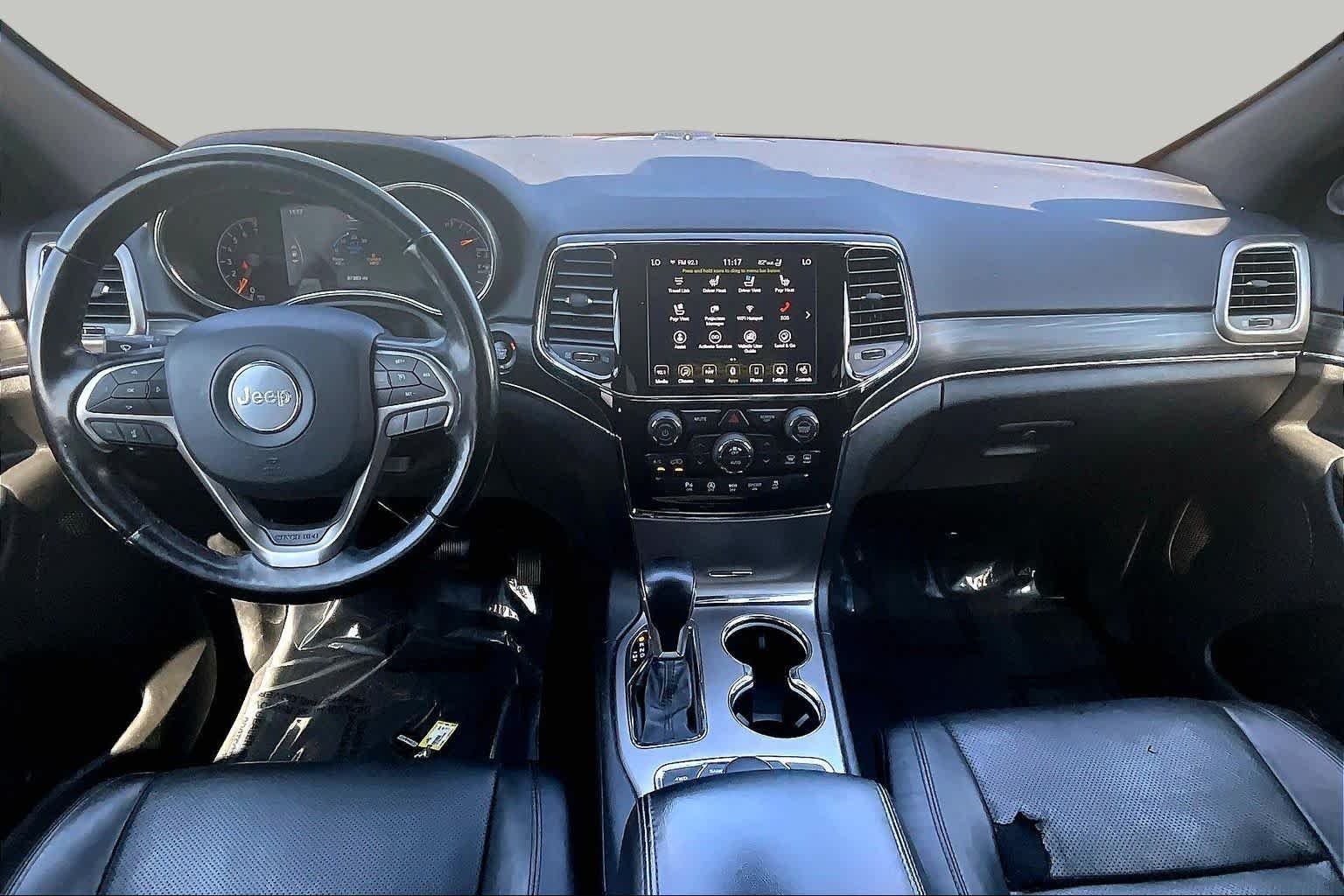 Used 2020 Granite Crystal Metallic Clearcoat Jeep Limited image 15