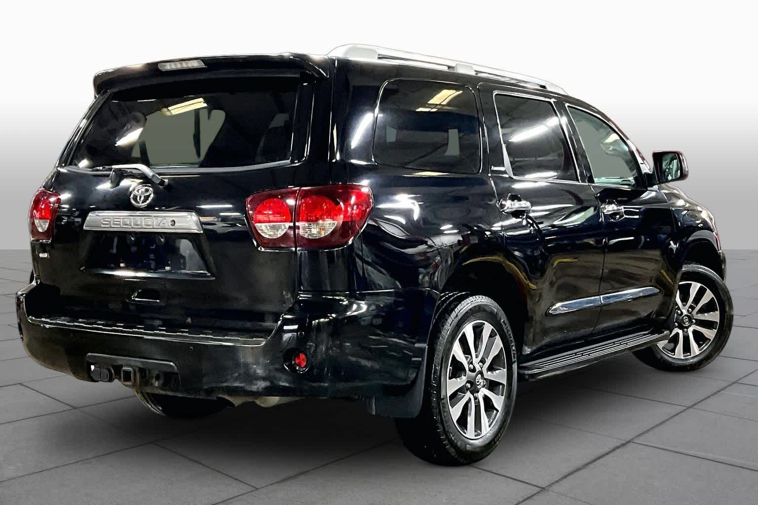 Used 2018 Midnight Black Metallic Toyota Limited image 13