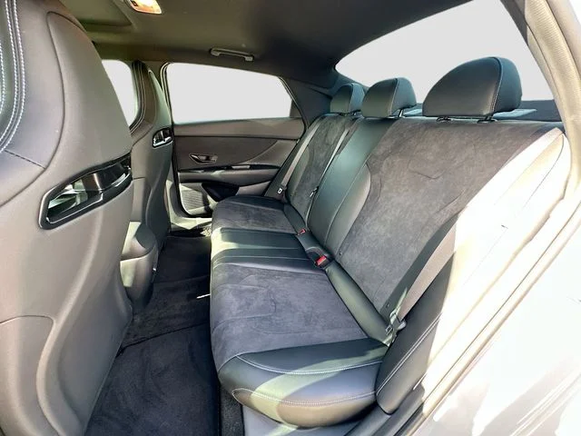 Used 2025 Gray Hyundai Base image 23