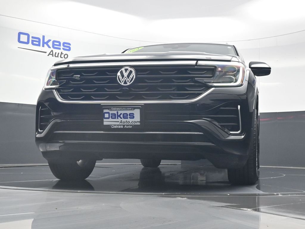 Used 2024 Deep Black Volkswagen 2.0T SEL Premium R-Line image 44