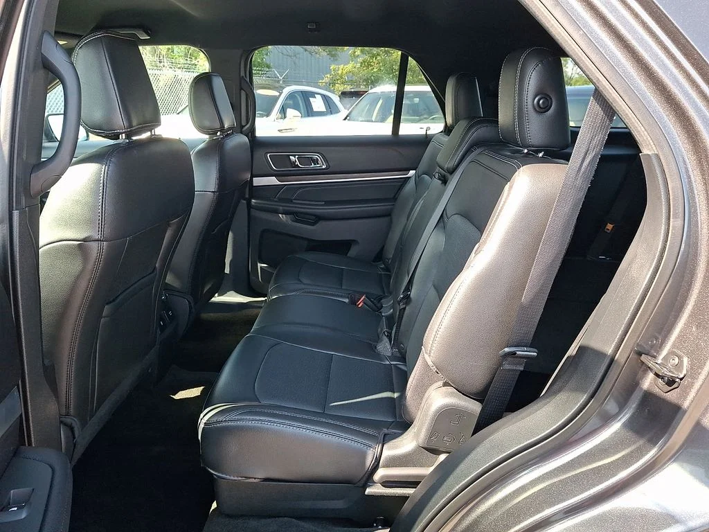 Certified Used 2018 Magnetic Ford Limited image 11