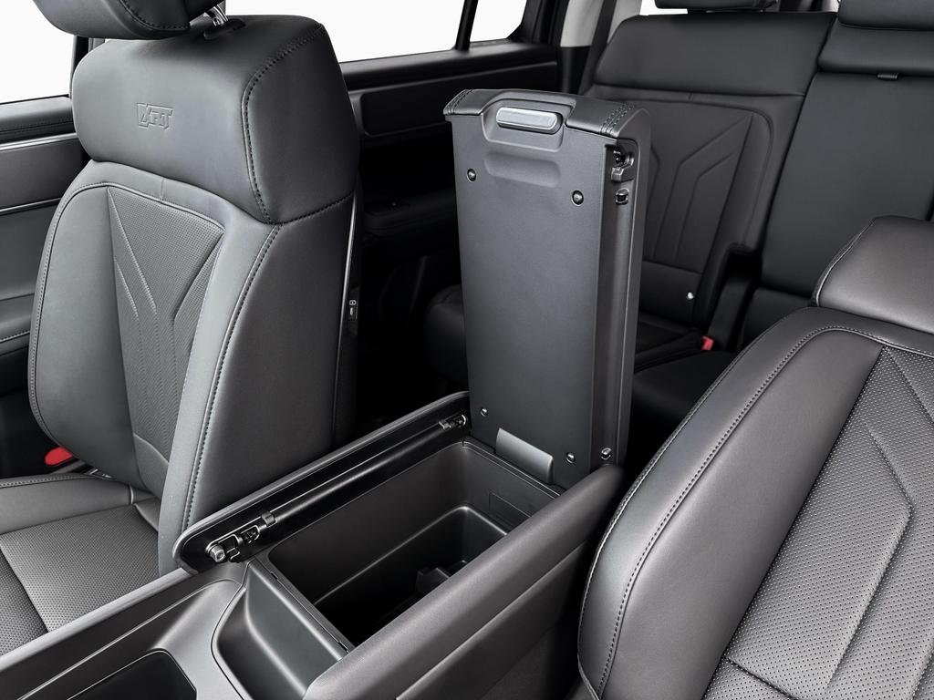 New 2026 Gray Hyundai XRT AWD image 19