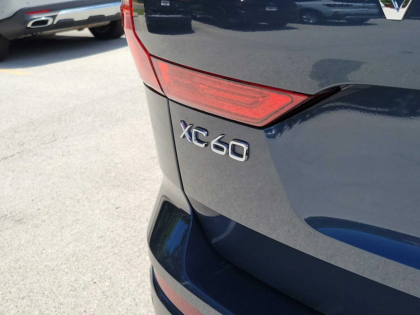 Used 2023 Blue Volvo Plus Bright Theme image 8