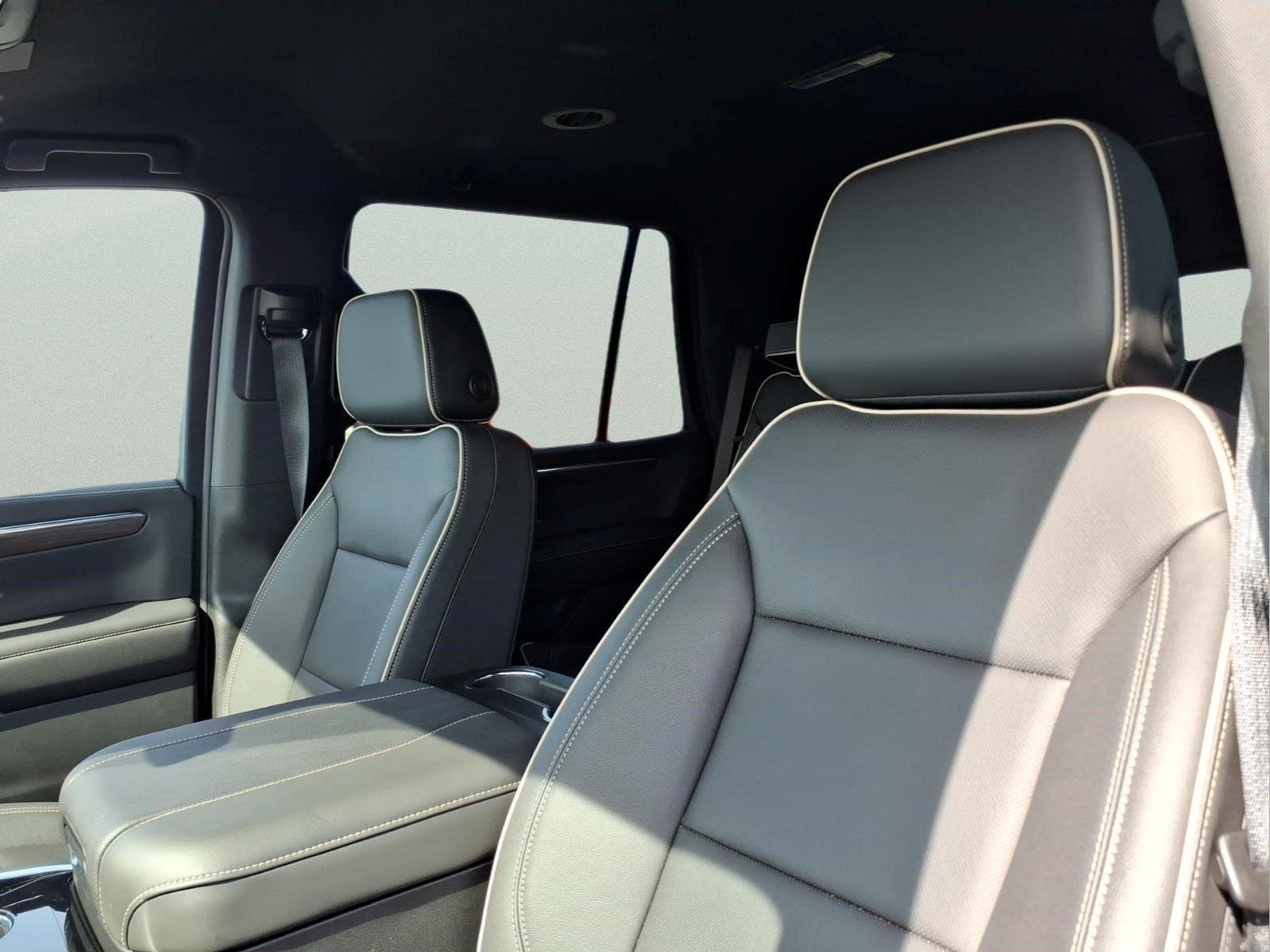 2026 Chevrolet Tahoe Premier - Photo 19