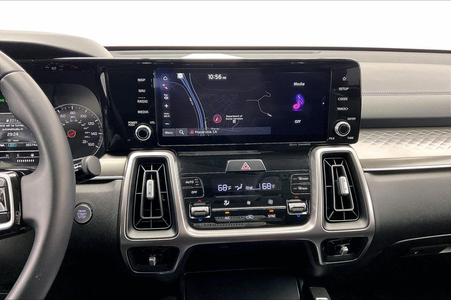 2023 Kia Sorento S photo 4