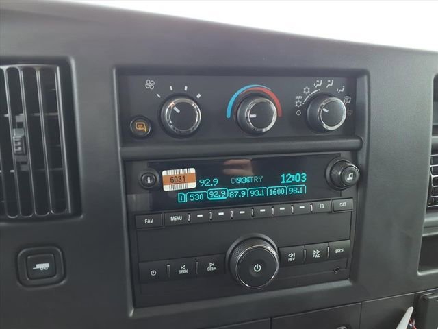 New 2025 Summit White GMC Work Van image 18