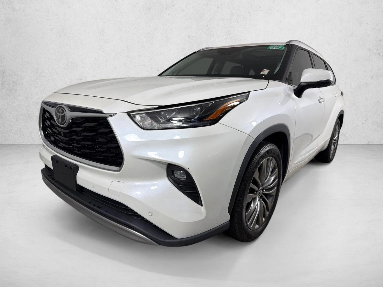 Certified Used 2021 Blizzard Pearl Toyota Platinum image 9