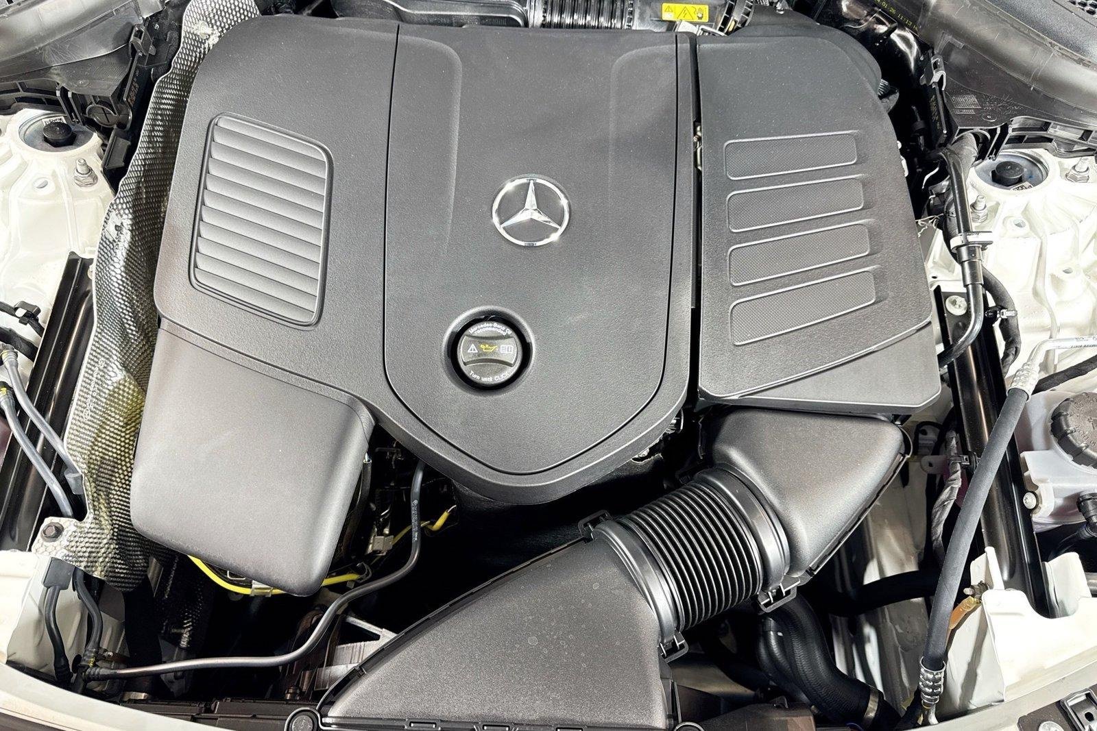 New 2026 Polar White Mercedes-Benz GLC 300 image 28