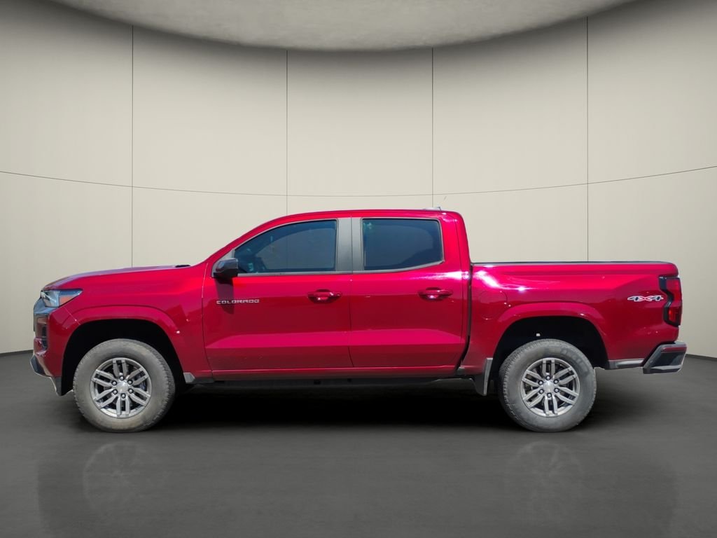 Used 2024 Red Chevrolet LT image 4
