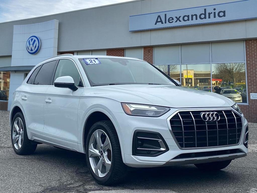 2021 Audi Q5 45 Premium Plus's photo