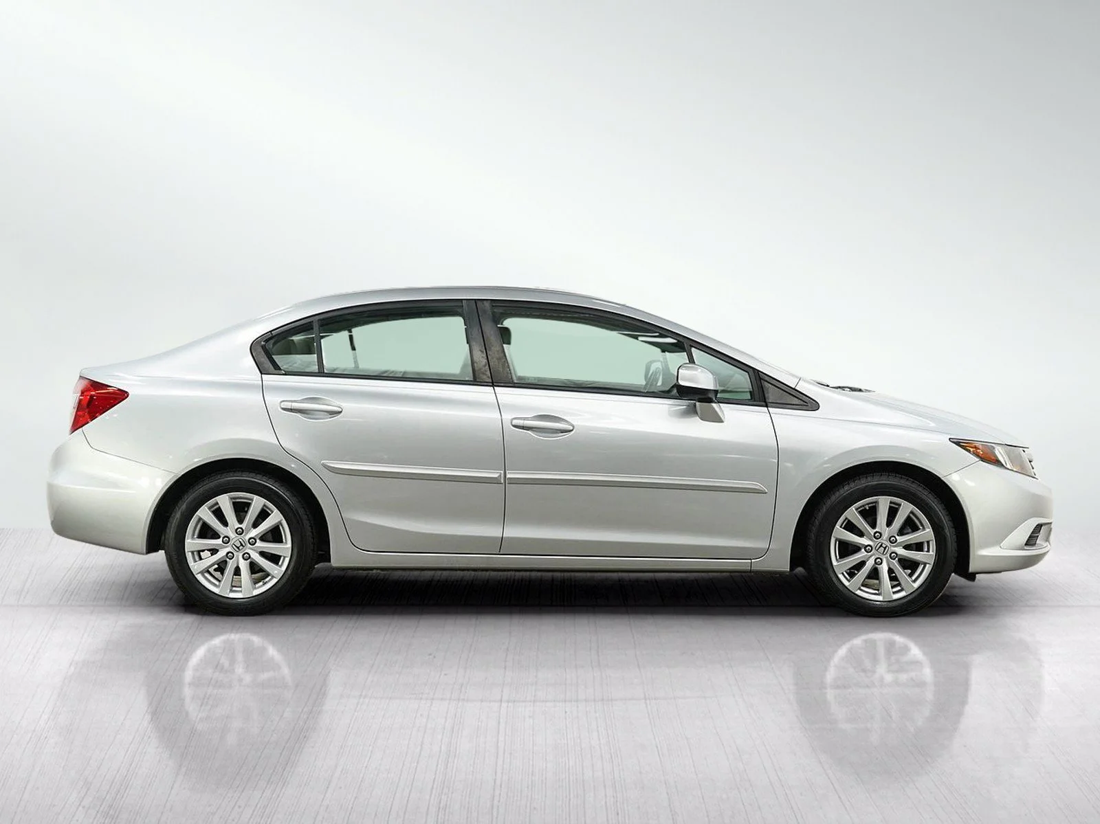 Used 2012 Alabaster Silver Metallic Honda EX-L SEDAN image 6