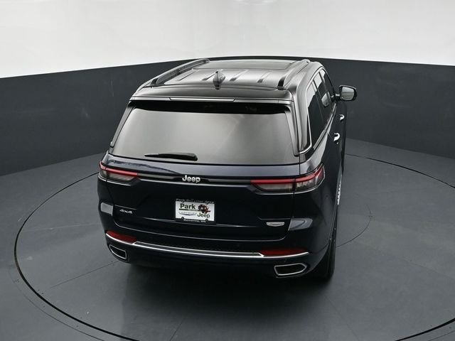Used 2024 Black Jeep Summit Reserve image 17