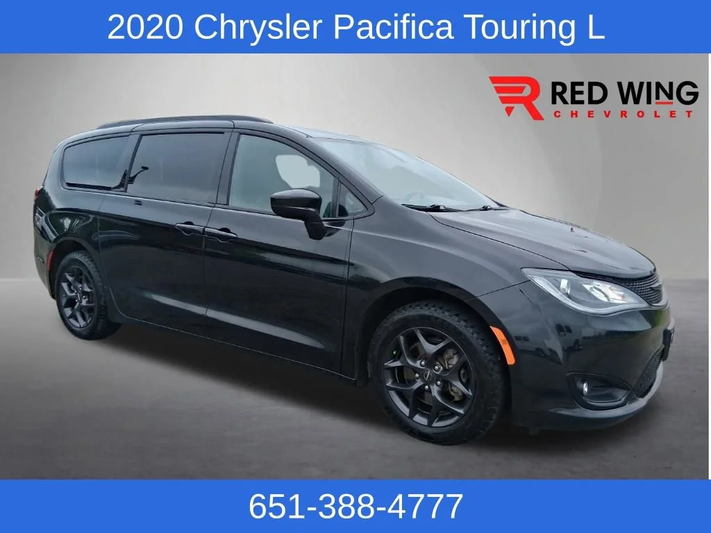 2020 Chrysler Pacifica Touring L's photo