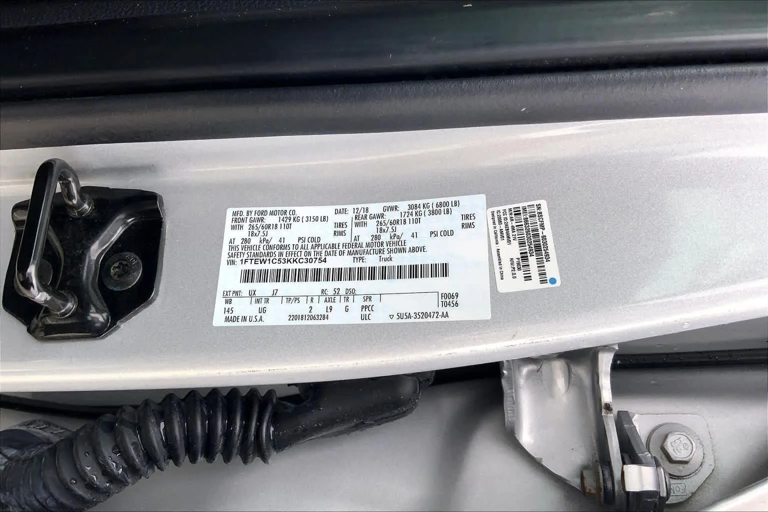 Used 2019 Ingot Silver/Magnetic Ford XLT image 36